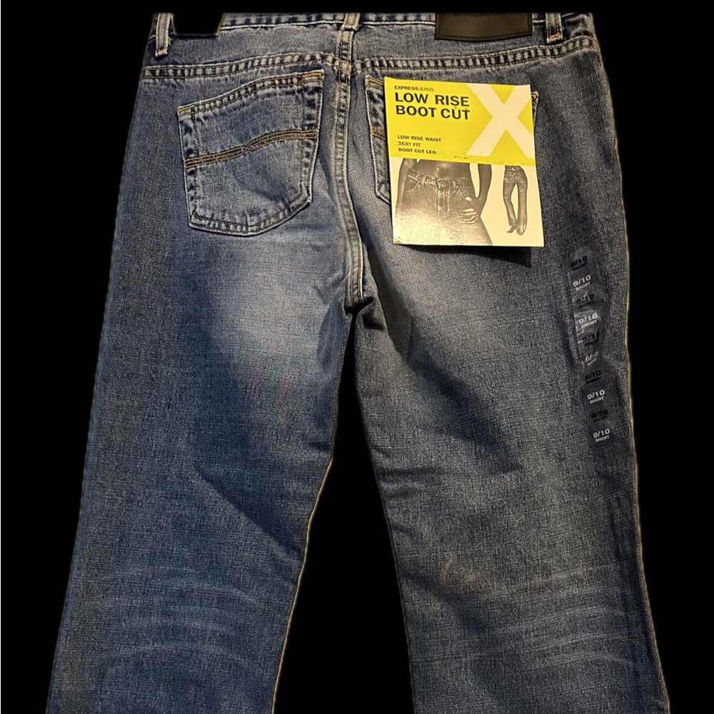 Express low rise boot cut jeans size 9/10 short